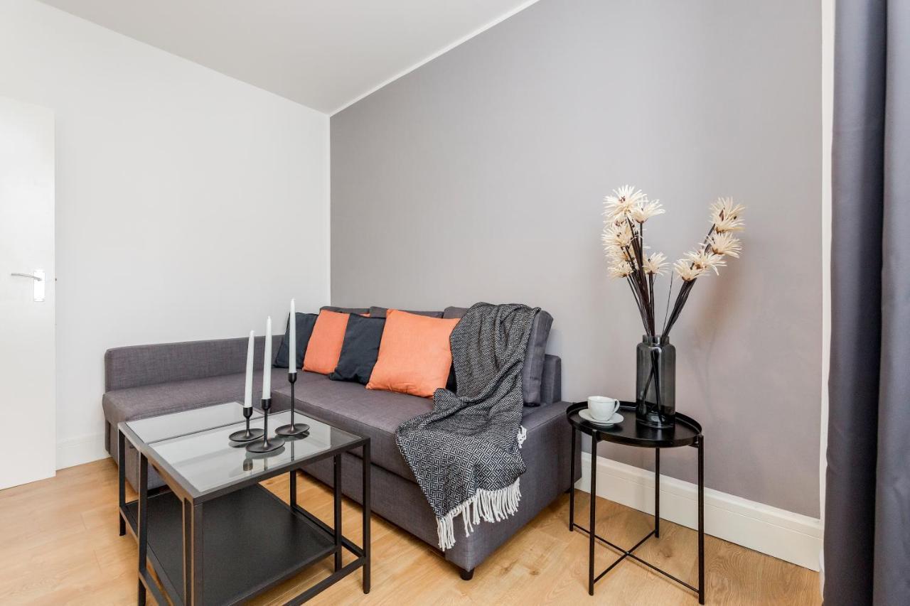 2 Bedrooms Serviced Apartment Excel Exhibition Centre, O2 Arena, Stratford Olympic City, Forest Gate, Central ลอนดอน ภายนอก รูปภาพ
