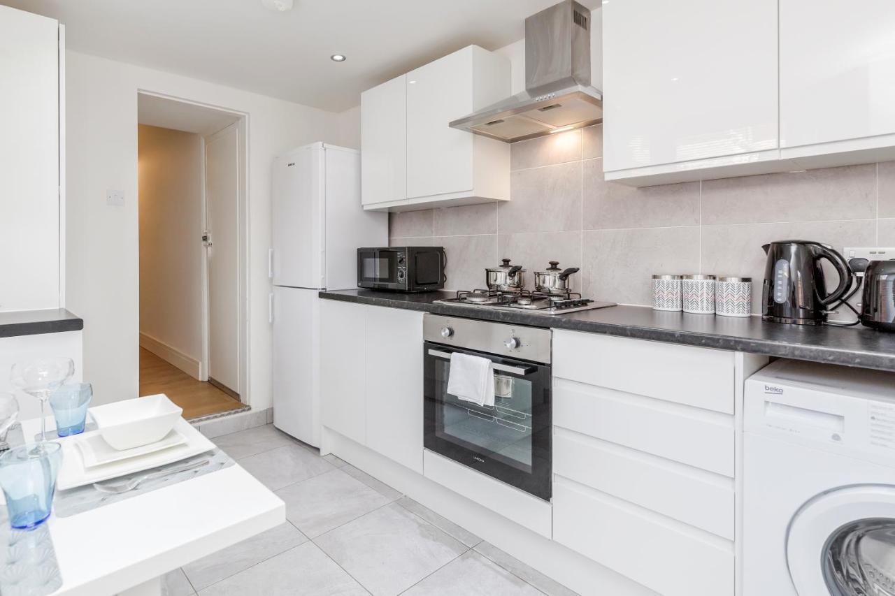 2 Bedrooms Serviced Apartment Excel Exhibition Centre, O2 Arena, Stratford Olympic City, Forest Gate, Central ลอนดอน ภายนอก รูปภาพ
