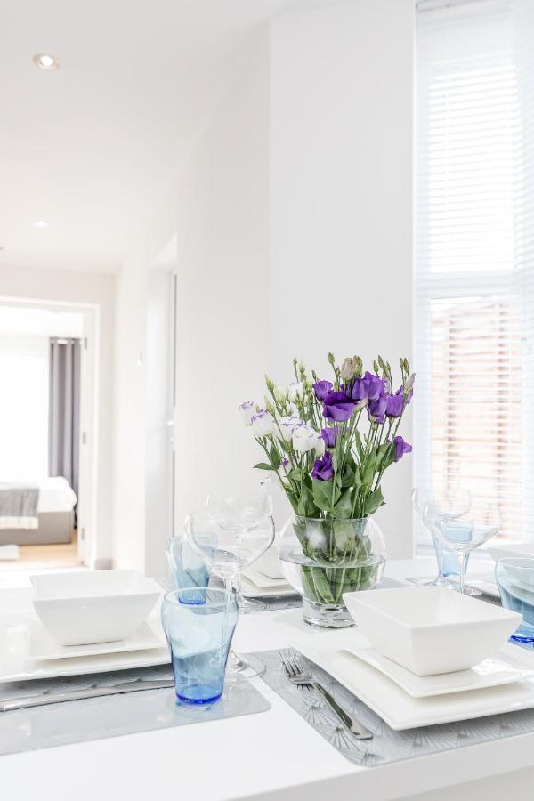 2 Bedrooms Serviced Apartment Excel Exhibition Centre, O2 Arena, Stratford Olympic City, Forest Gate, Central ลอนดอน ภายนอก รูปภาพ